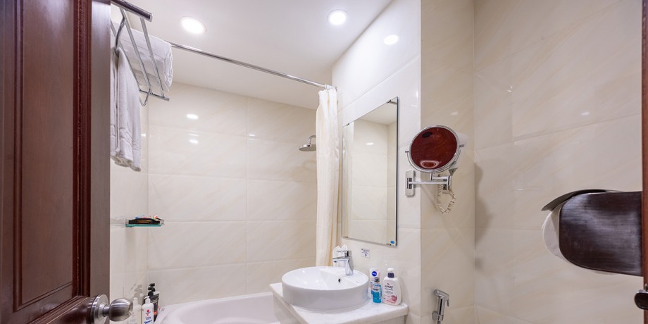 sangtrong207 (2).jpg